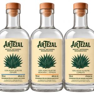 Pack de mezcal artesanal · 3 botellas de 700 ml (Espadín, Ineaquidens-Cupreata, Cupreata)